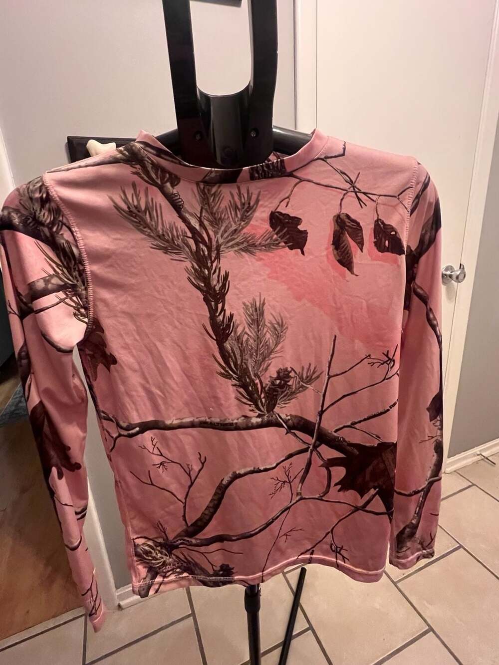 Realtree Long Sleeve Shirt Size S/P Pink Camo